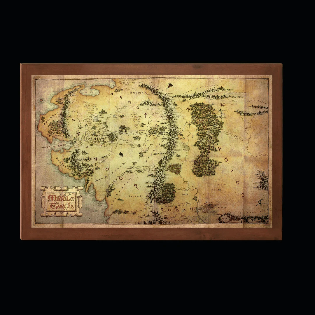Carte de la Terre du Milieu en bois