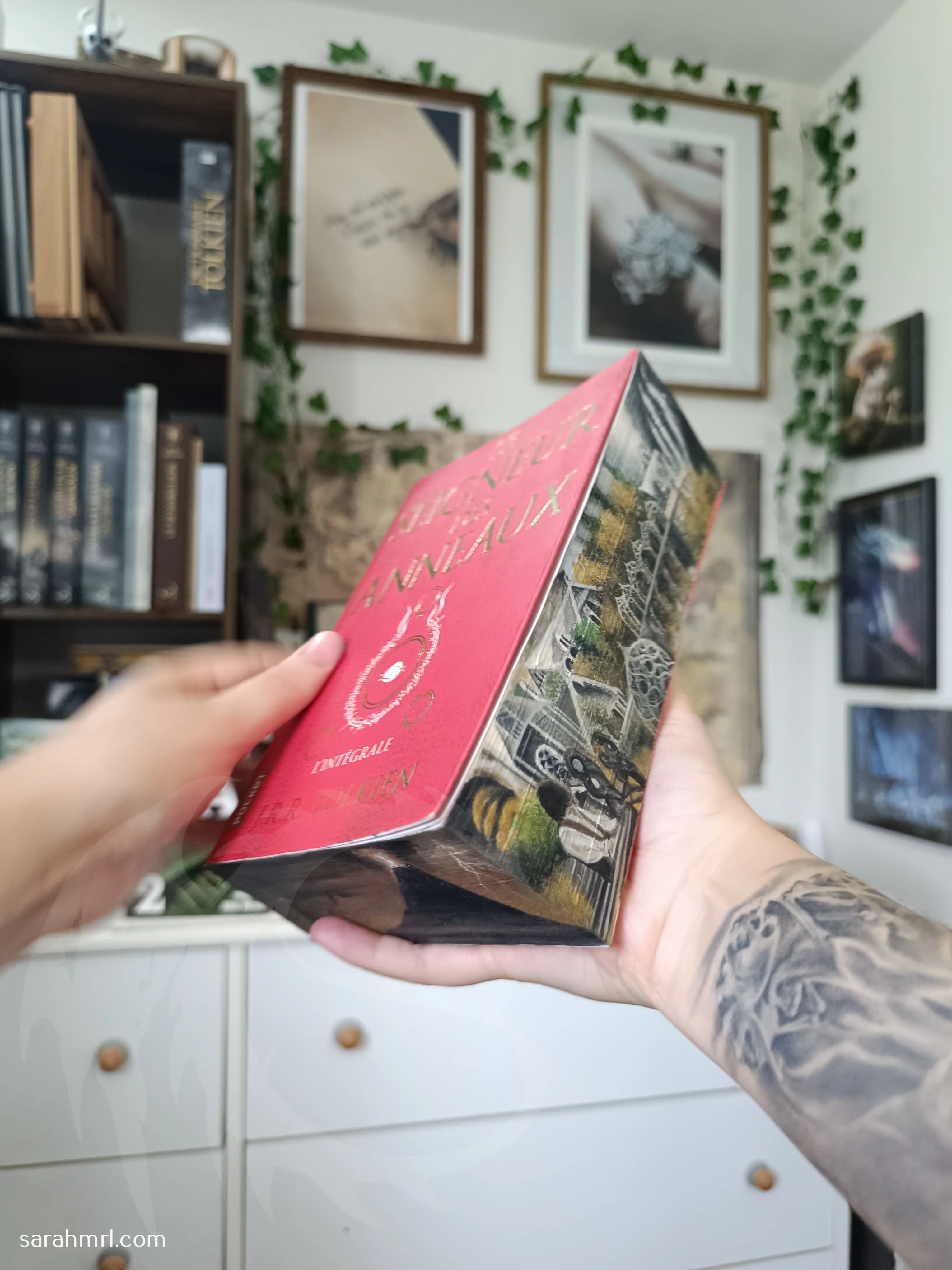 Le Seigneur des Anneaux – Livre peint à la main (édition Pocket française 2018) - Image 3